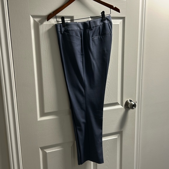 Tailored Theory pant suit in powder blue - Picture 2 of 11